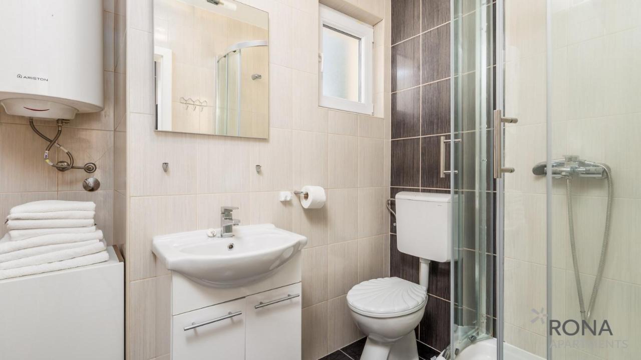 Rona Apartments Zlatko Šimuni Dış mekan fotoğraf