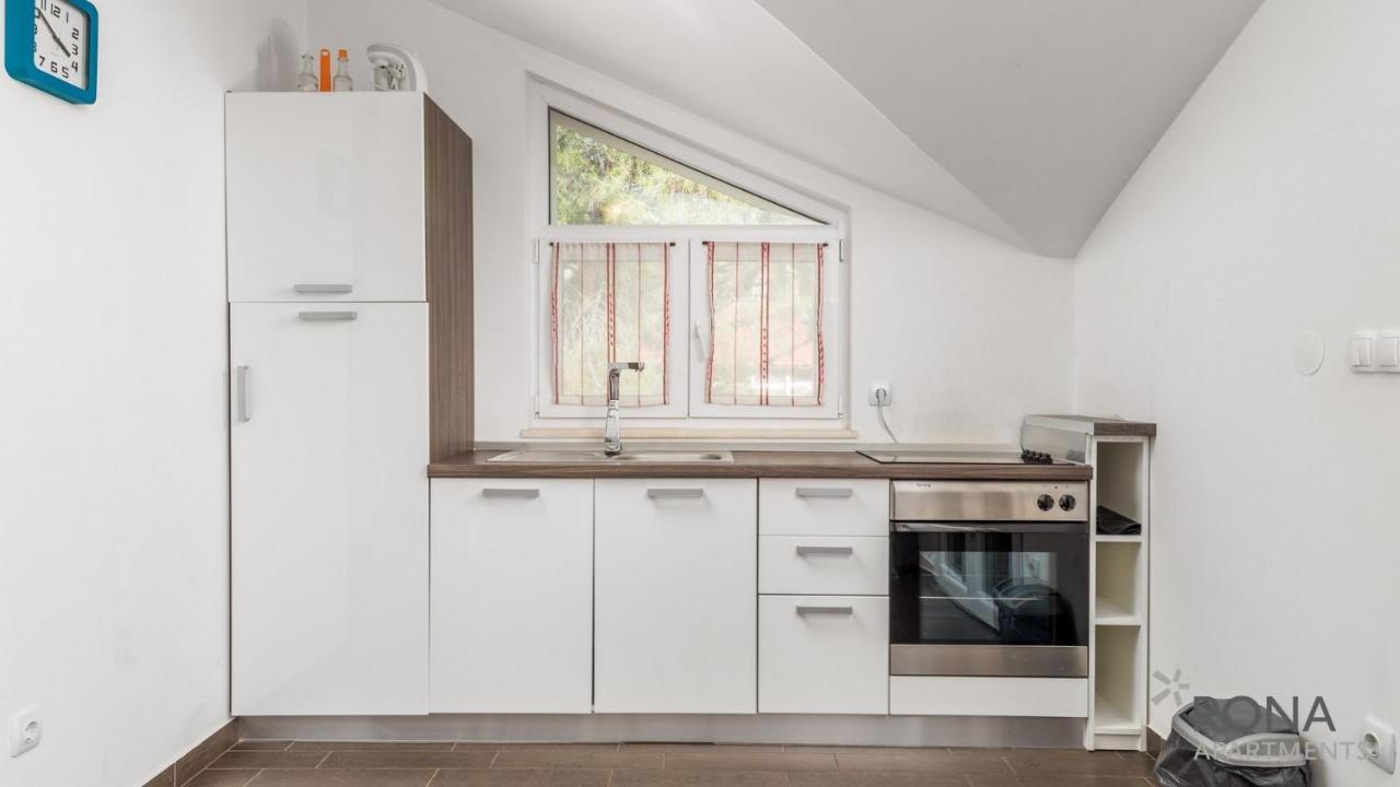 Rona Apartments Zlatko Šimuni Dış mekan fotoğraf