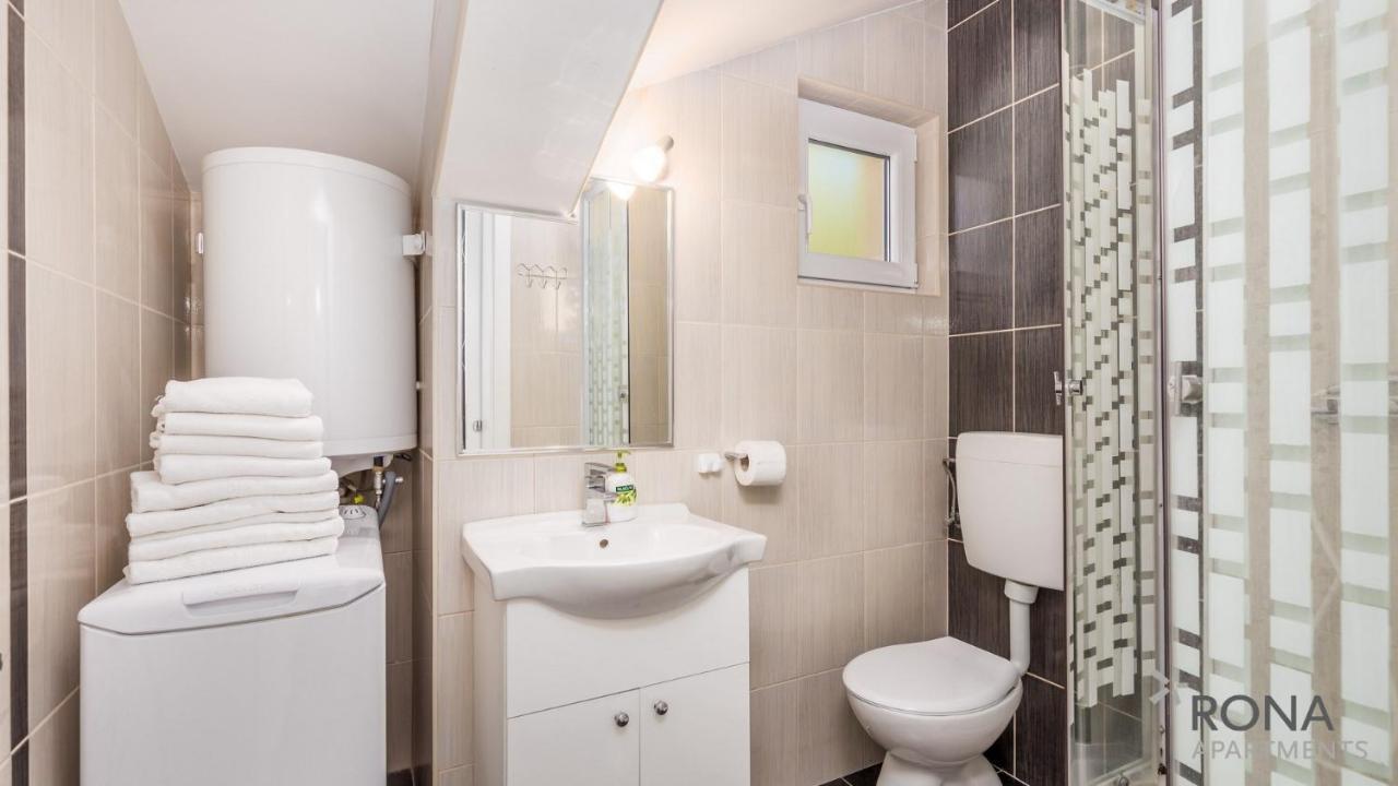 Rona Apartments Zlatko Šimuni Dış mekan fotoğraf