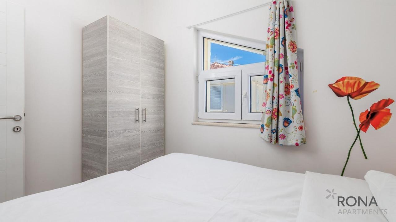 Rona Apartments Zlatko Šimuni Dış mekan fotoğraf