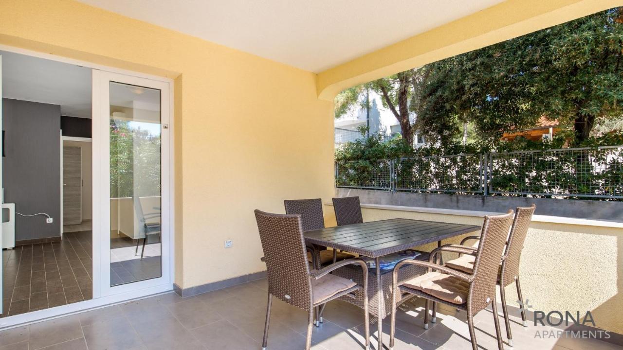Rona Apartments Zlatko Šimuni Dış mekan fotoğraf